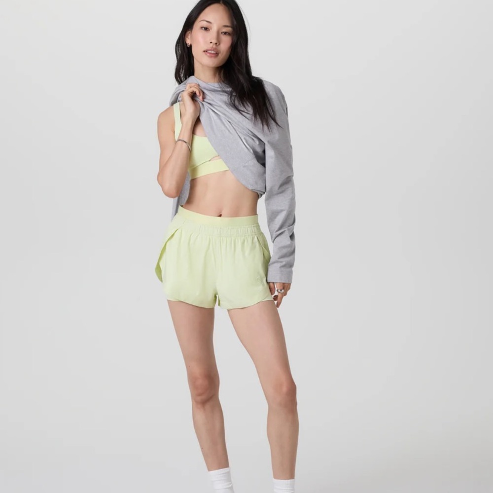 Vuori Luna short lemongrass small